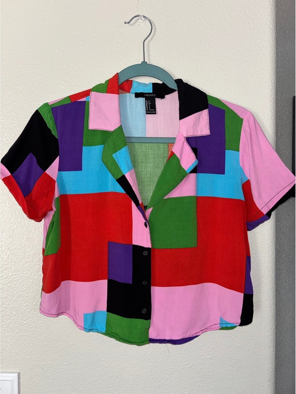 Forever 21 Colorblock Geometric Crop Top Shirt Short Sleeve Button Up Small